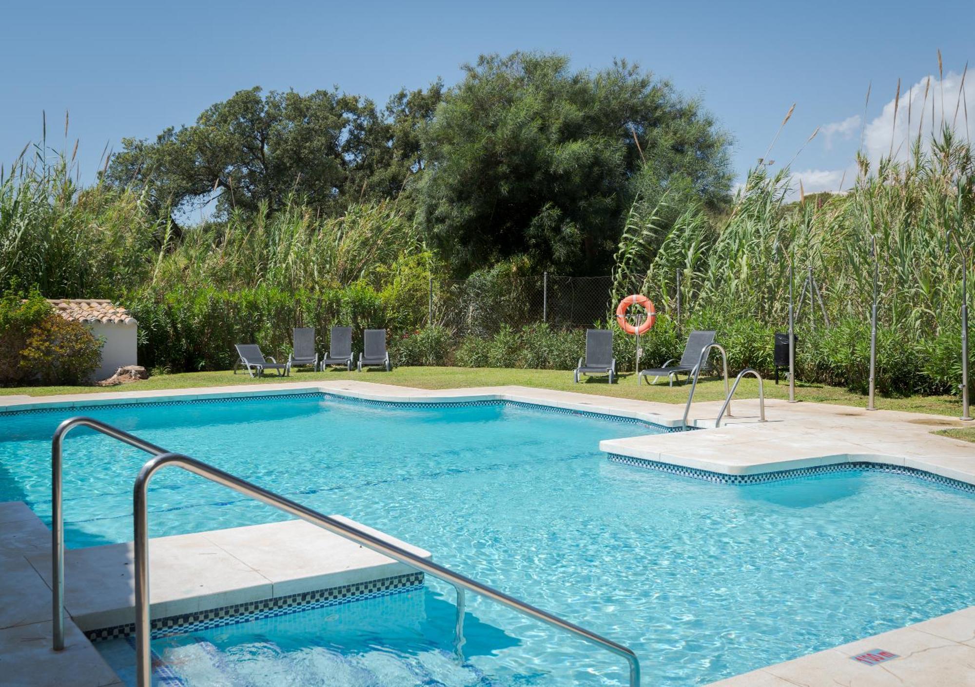 Feriehus Wintowinrentals Townhouse, Pool & Beach
