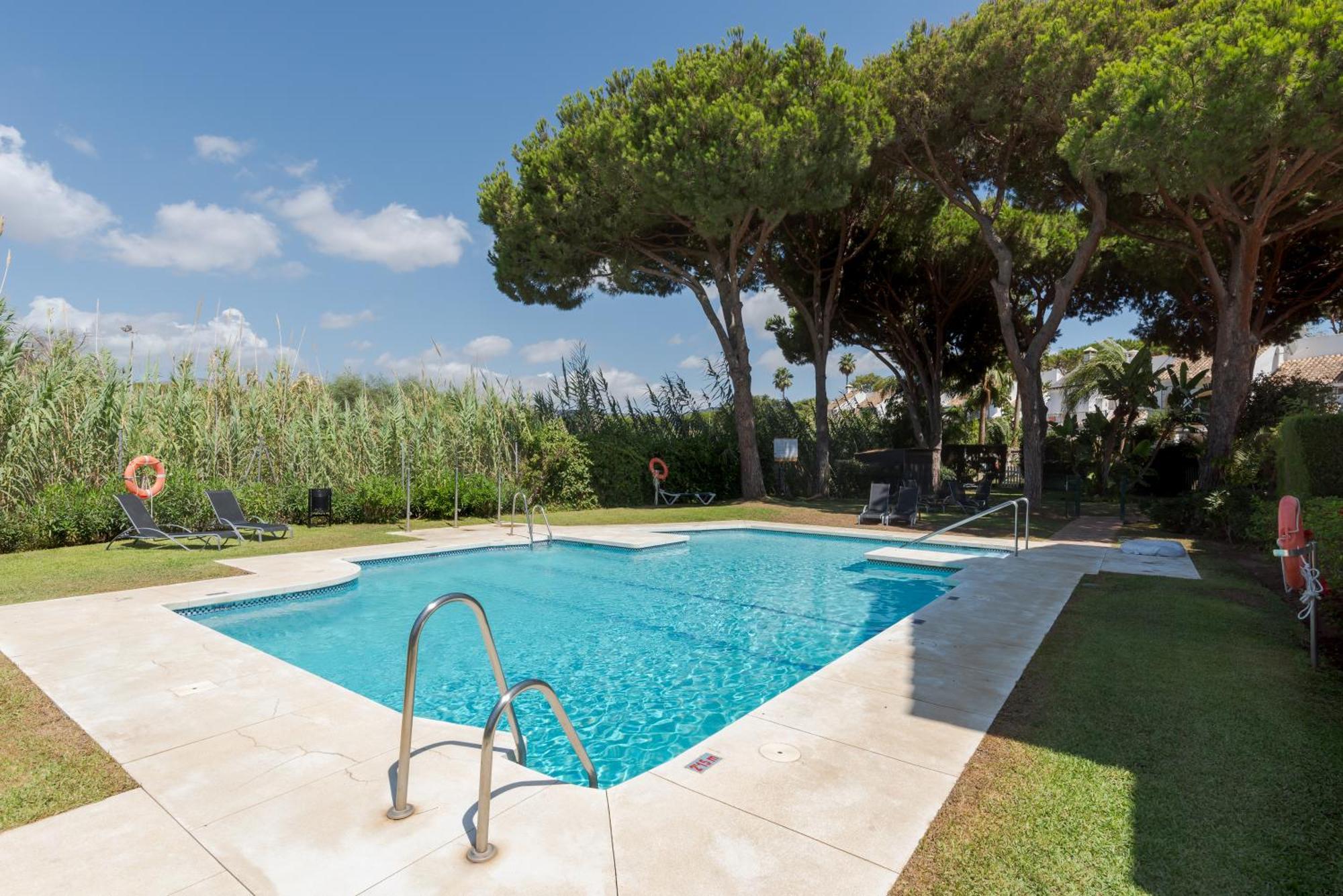 Wintowinrentals Townhouse, Pool & Beach Feriehus *