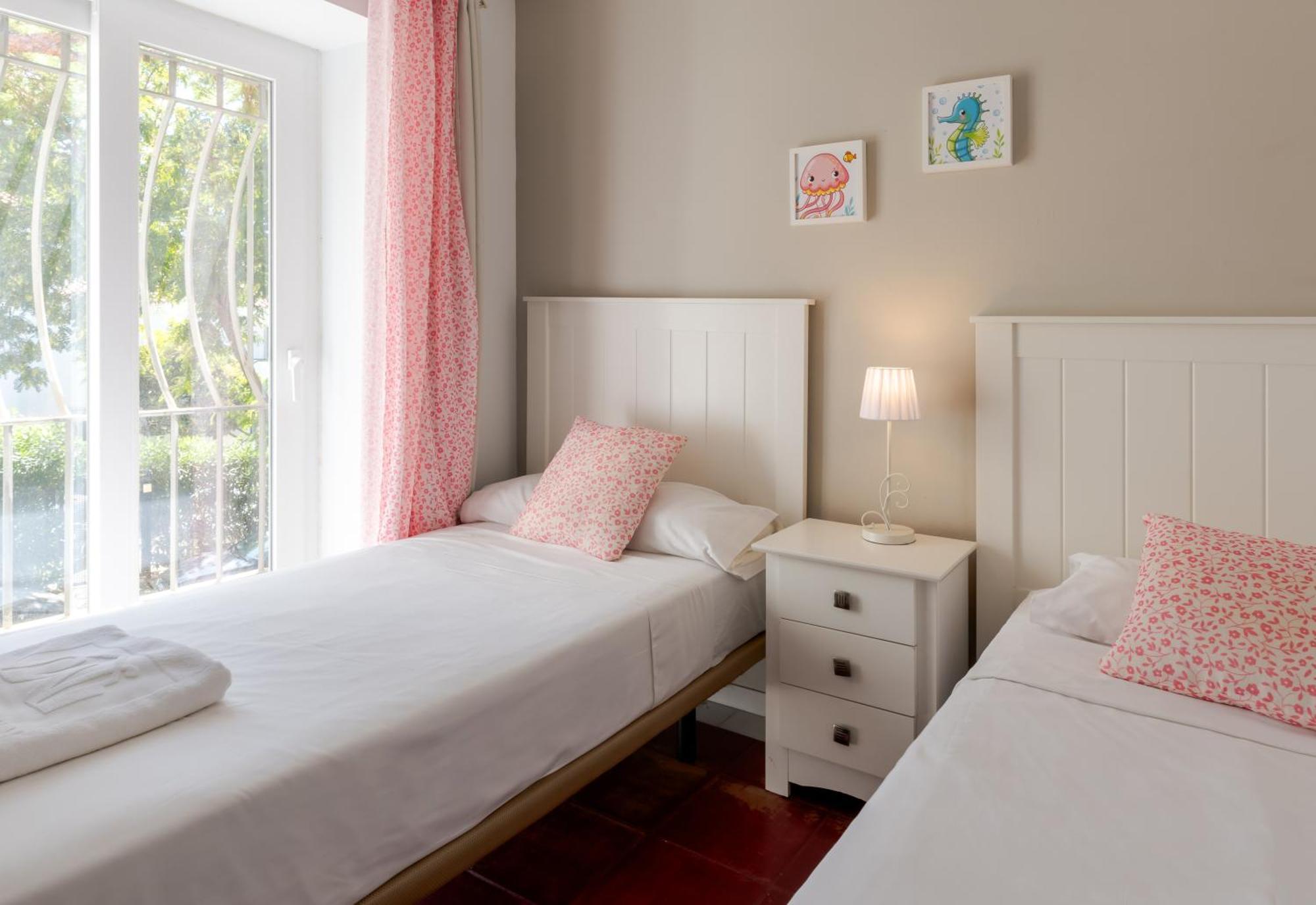 Wintowinrentals Townhouse, Pool & Beach